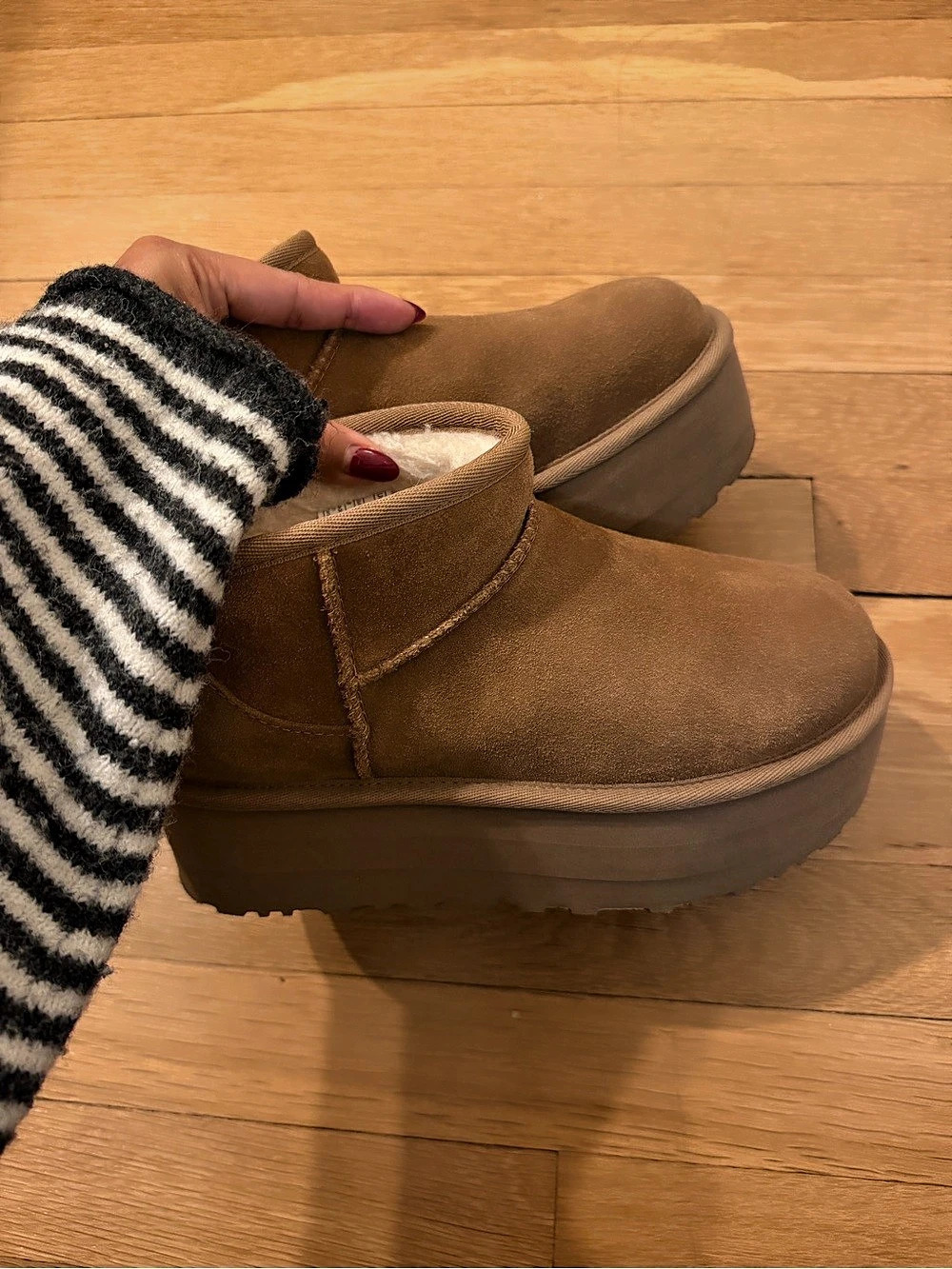 UGG Classic Ultra Mini Platform Suede Boots Brown US 6